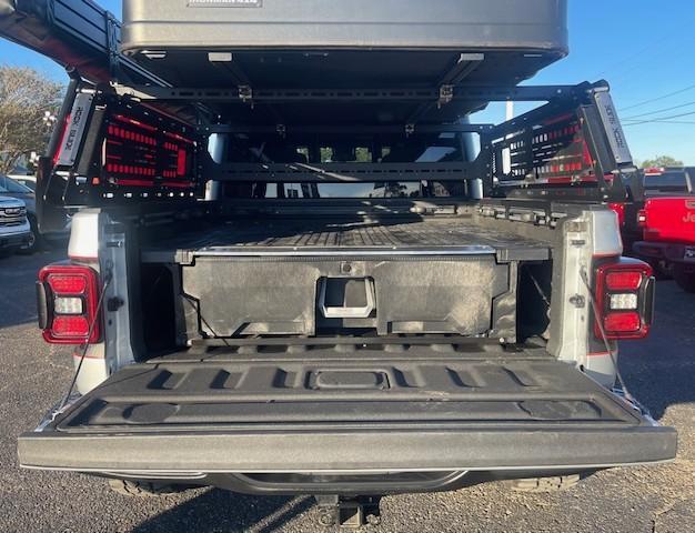 used 2024 Jeep Gladiator car