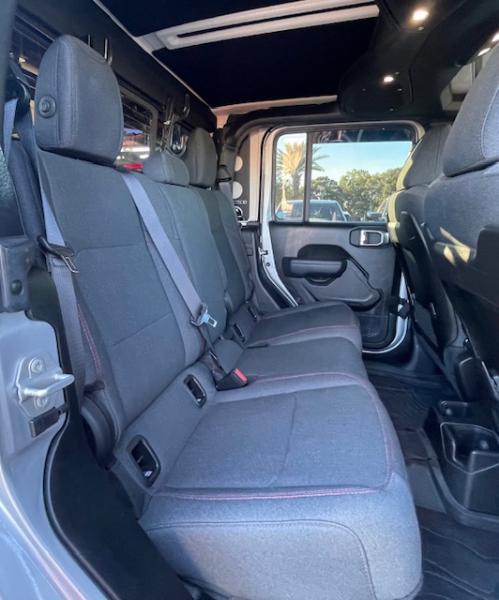 used 2024 Jeep Gladiator car