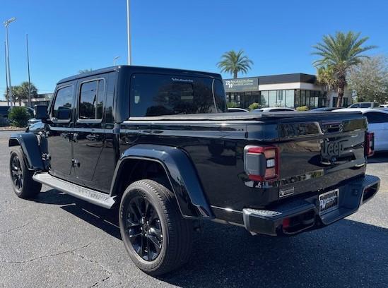 used 2023 Jeep Gladiator car