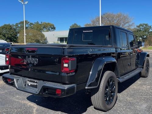 used 2023 Jeep Gladiator car