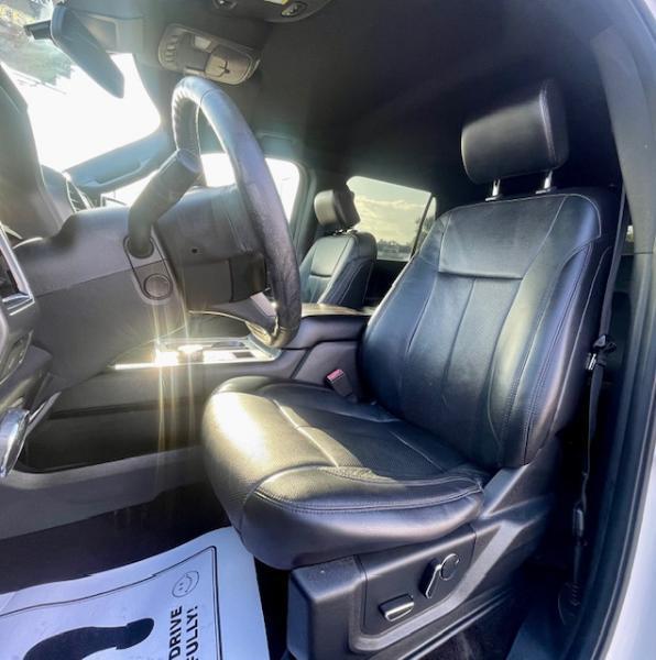 used 2018 Ford Expedition car