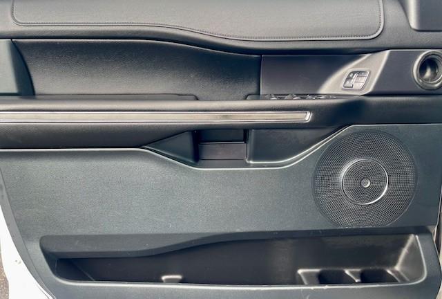 used 2018 Ford Expedition car