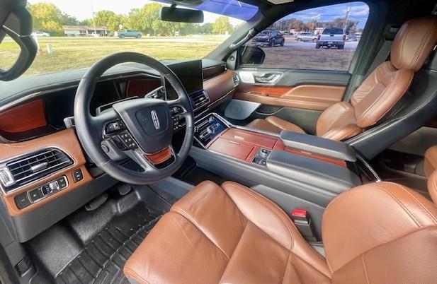 used 2022 Lincoln Navigator car, priced at $47,999