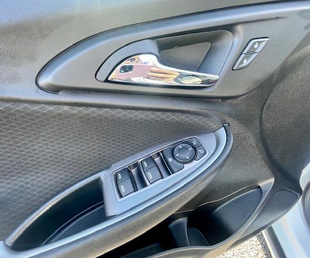 used 2024 Chevrolet Malibu car