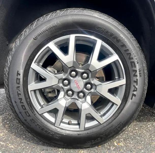 used 2023 GMC Acadia car