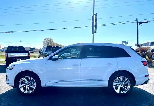 used 2023 Audi Q7 car
