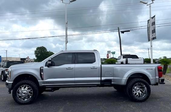 used 2023 Ford F-350 car