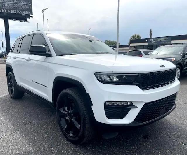 used 2024 Jeep Grand Cherokee car