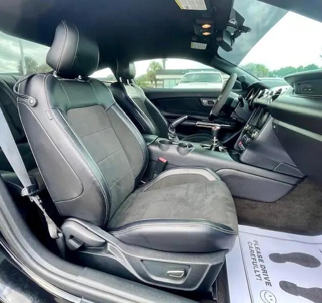 used 2017 Ford Shelby GT350 car