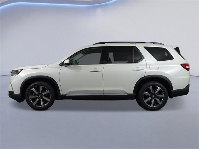 new 2025 Honda Pilot car, priced at $51,450