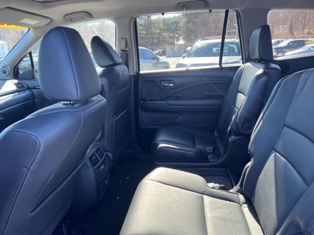 used 2022 Honda Pilot car, priced at $32,598