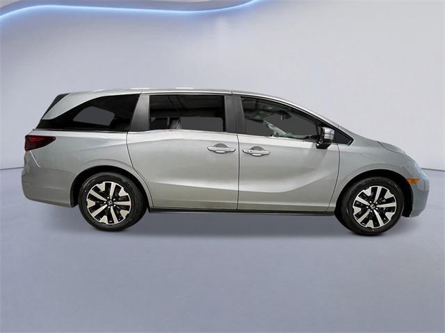 new 2025 Honda Odyssey car, priced at $43,670