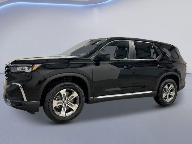 new 2025 Honda Pilot car, priced at $47,095