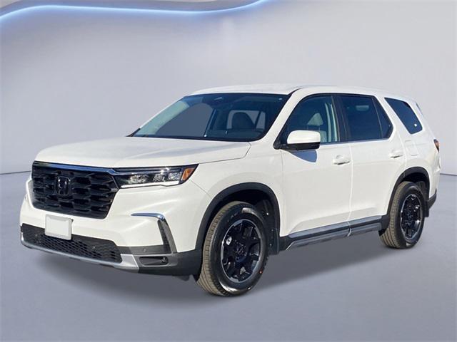 new 2025 Honda Pilot car, priced at $49,650