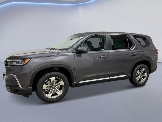 new 2025 Honda Pilot car, priced at $47,095