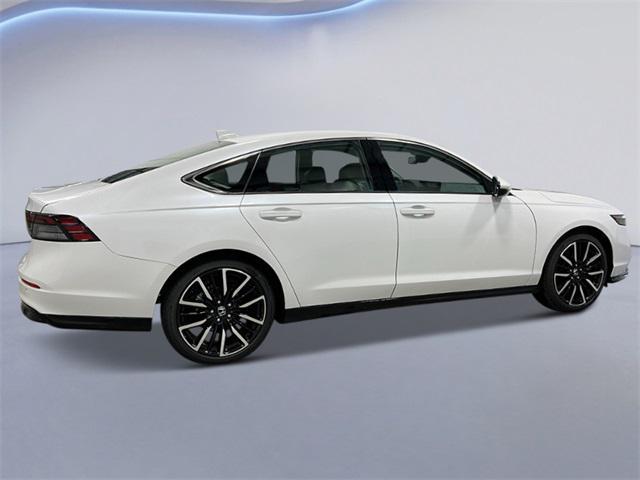 new 2025 Honda Accord Hybrid car, priced at $40,905