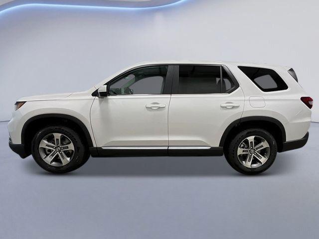 new 2025 Honda Pilot car, priced at $47,550