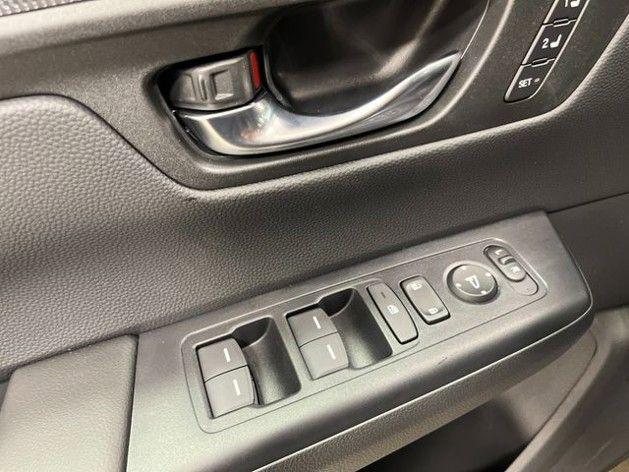 new 2026 Honda CR-V Hybrid car, priced at $41,675