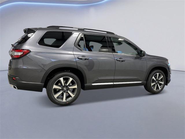 new 2025 Honda Pilot car, priced at $54,530