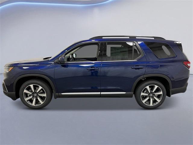 new 2025 Honda Pilot car, priced at $50,995