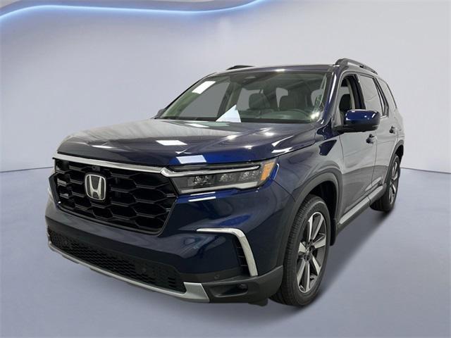 new 2025 Honda Pilot car, priced at $50,995