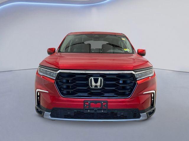new 2025 Honda Pilot car, priced at $47,550