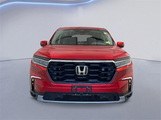 new 2025 Honda Pilot car, priced at $47,450