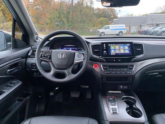 used 2022 Honda Pilot car, priced at $29,698