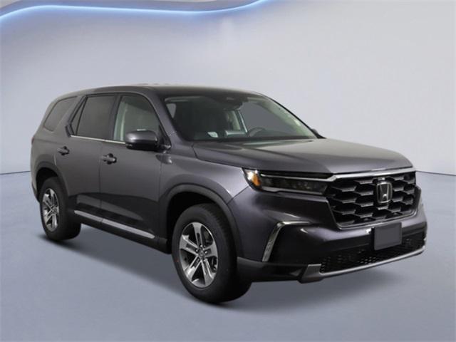 new 2025 Honda Pilot car, priced at $48,475