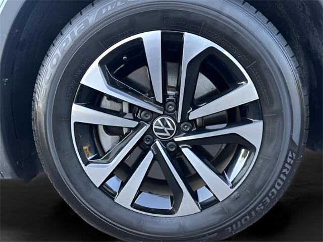 used 2024 Volkswagen Tiguan car, priced at $22,820