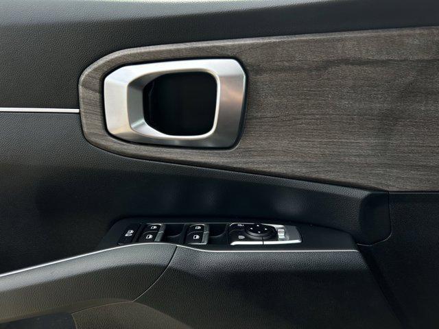 used 2021 Kia Sorento car, priced at $25,995