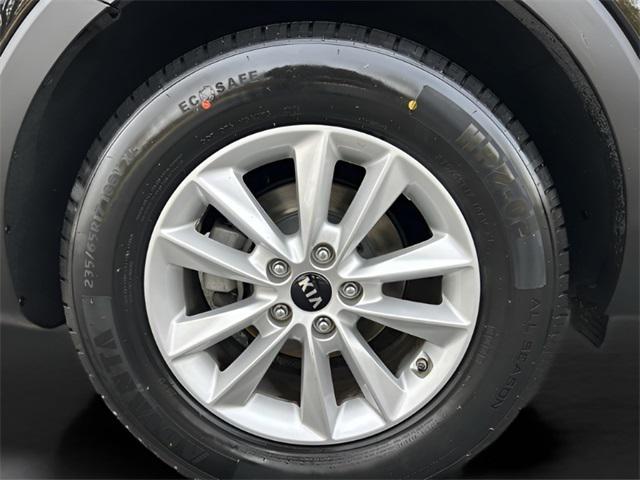 used 2019 Kia Sorento car, priced at $13,844