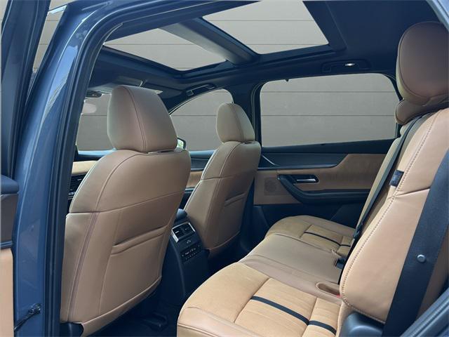 used 2025 Mazda CX-70 car, priced at $47,000