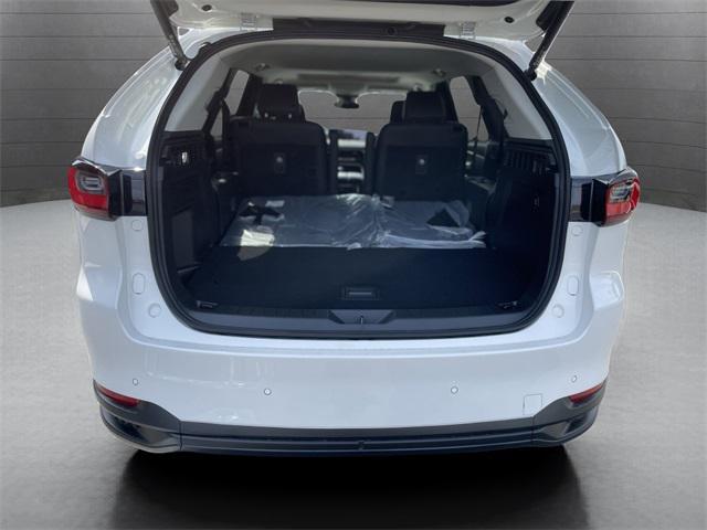 new 2025 Mazda CX-90 car, priced at $39,748