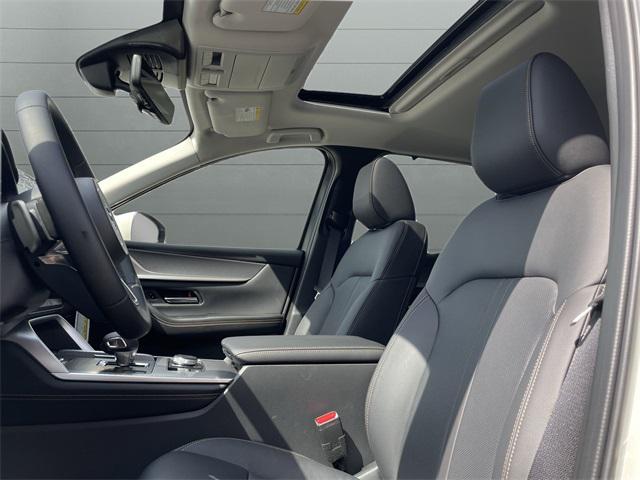 new 2025 Mazda CX-90 car, priced at $39,748