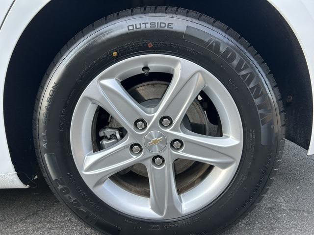 used 2024 Chevrolet Malibu car, priced at $18,400