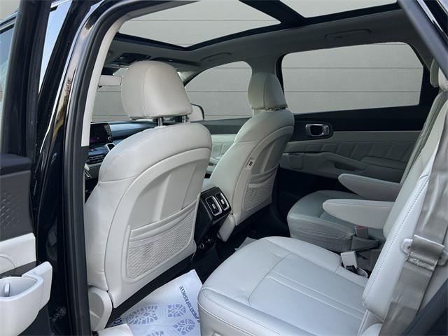 used 2022 Kia Sorento car, priced at $26,700