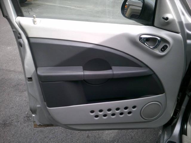 used 2008 Chrysler PT Cruiser car, priced at $4,995