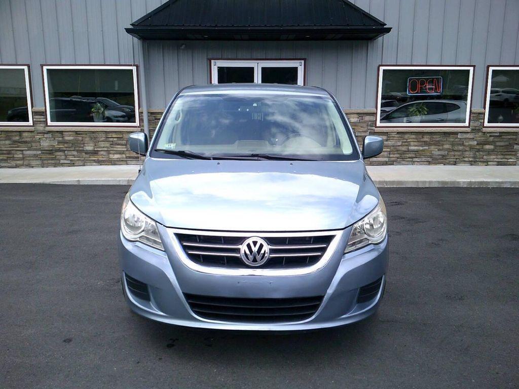 used 2009 Volkswagen Routan car, priced at $5,995