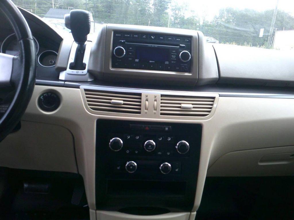 used 2009 Volkswagen Routan car, priced at $5,995