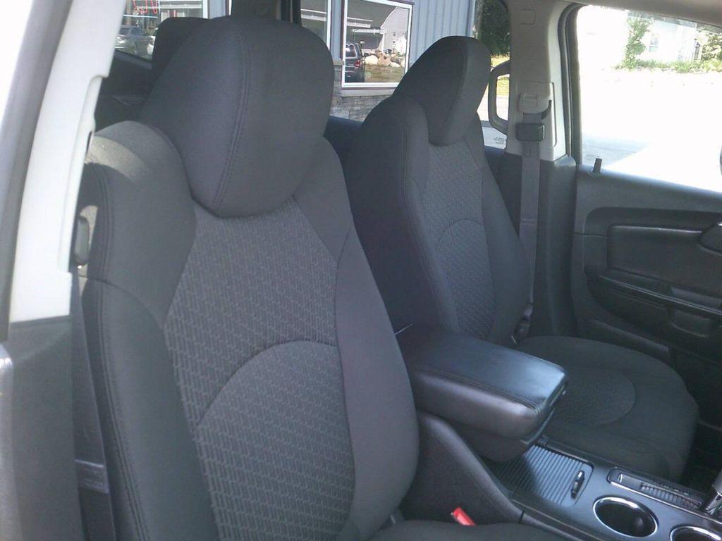 used 2011 Chevrolet Traverse car, priced at $6,995