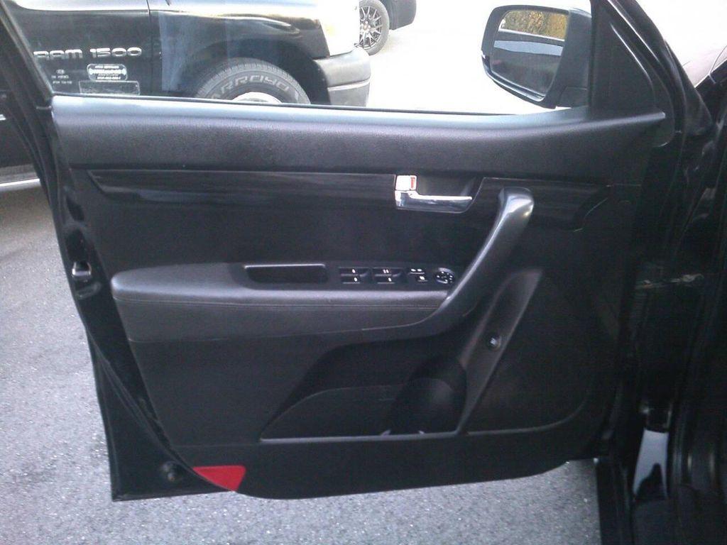 used 2013 Kia Sorento car, priced at $5,995