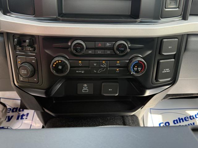 new 2025 Ford F-250 car, priced at $53,765