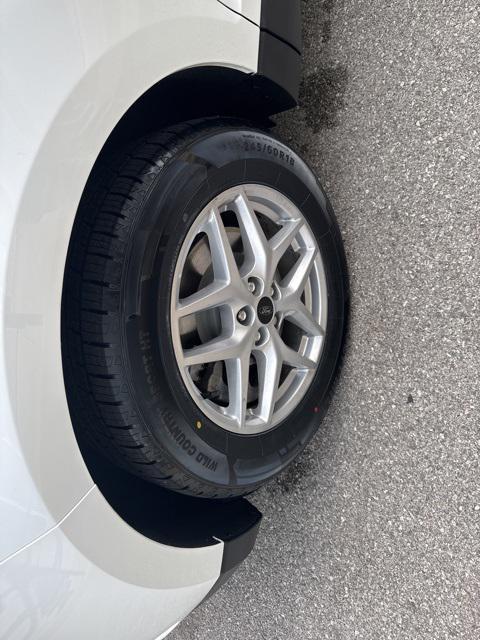 used 2024 Ford Edge car, priced at $30,998