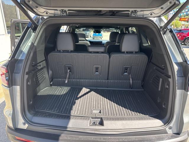 used 2025 GMC Acadia car, priced at $45,998