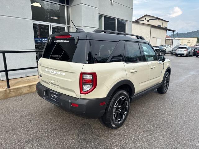 new 2025 Ford Bronco Sport car, priced at $40,260