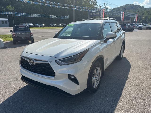 used 2021 Toyota Highlander car, priced at $27,998