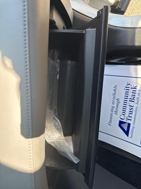 used 2021 Toyota Highlander car, priced at $27,998