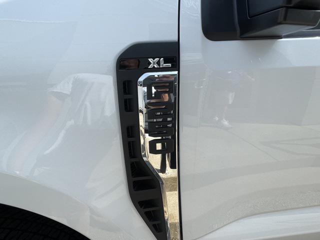 new 2025 Ford F-250 car, priced at $48,498