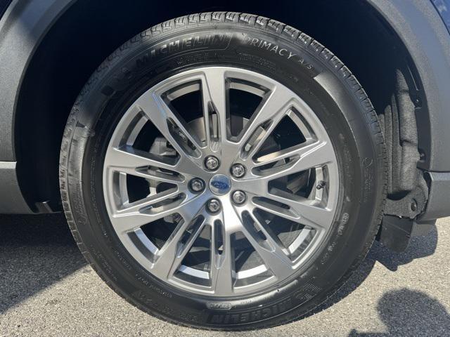 new 2025 Ford Explorer car, priced at $51,210